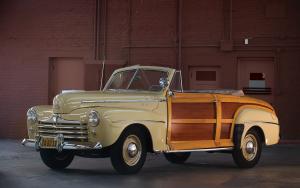 Ford Super DeLuxe Sportsman Convertible